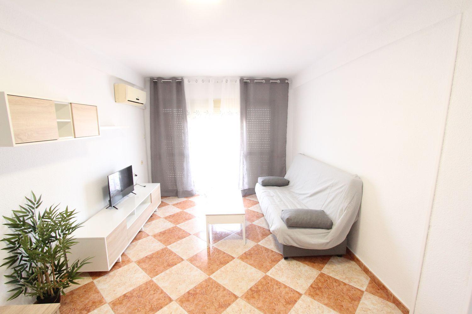 APARTAMENTO DE  CORTA TEMPORADA. 600 € /MES