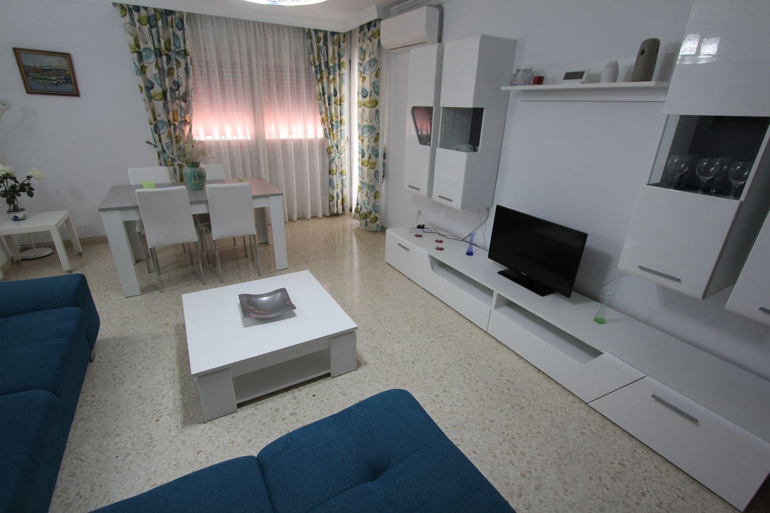 SHORT SEASON APARTMENT €.650 / MONTH