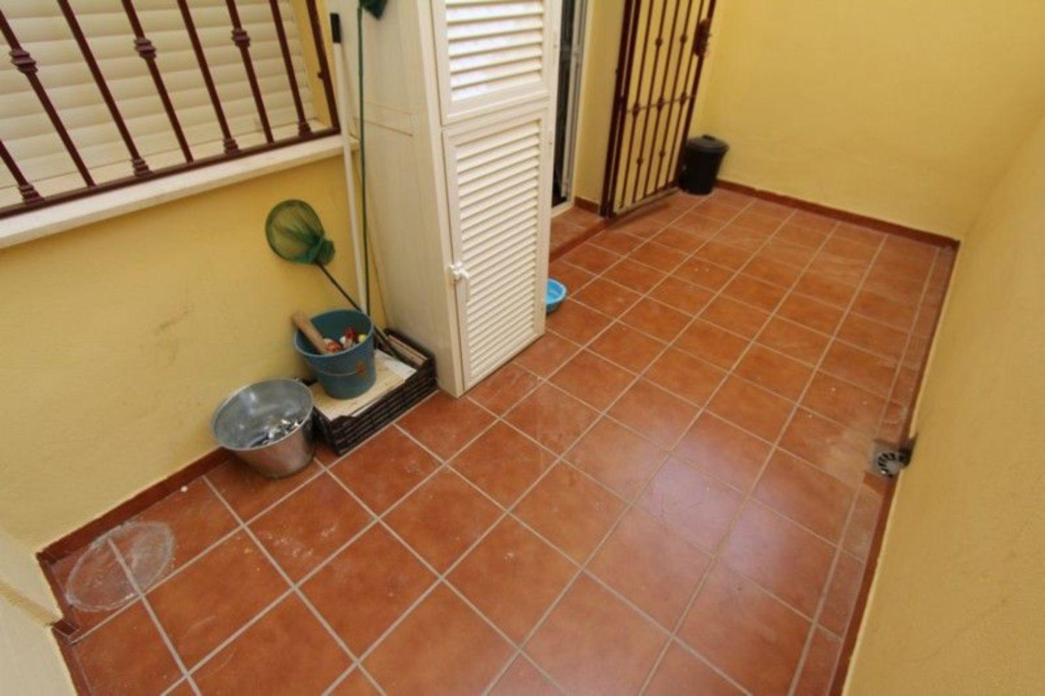 SHORT SEASON APARTMENT €600 / MONTH