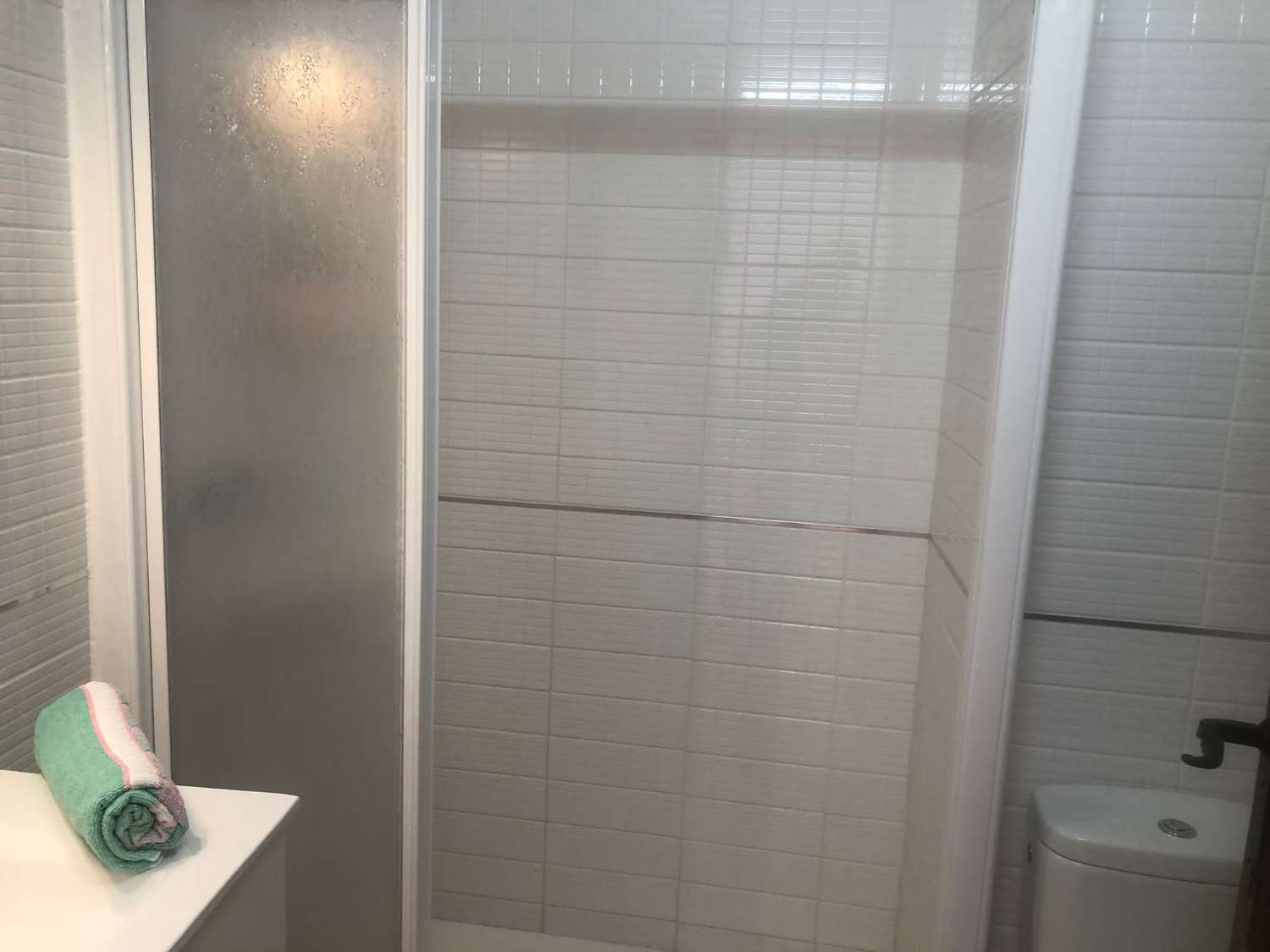 APPARTEMENT COURTE SAISON. 550 € /MOIS