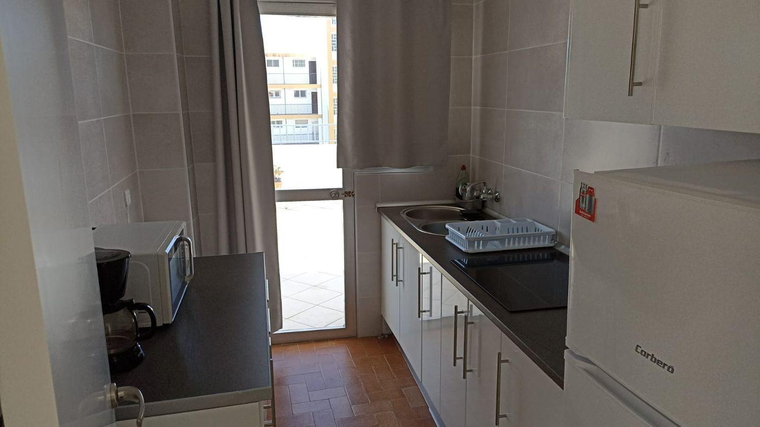 APPARTEMENT COURTE SAISON 600 € / MOIS