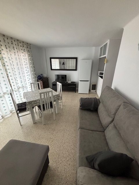 APARTAMENTO DE  CORTA TEMPORADA. PRECIO 450 € /MES