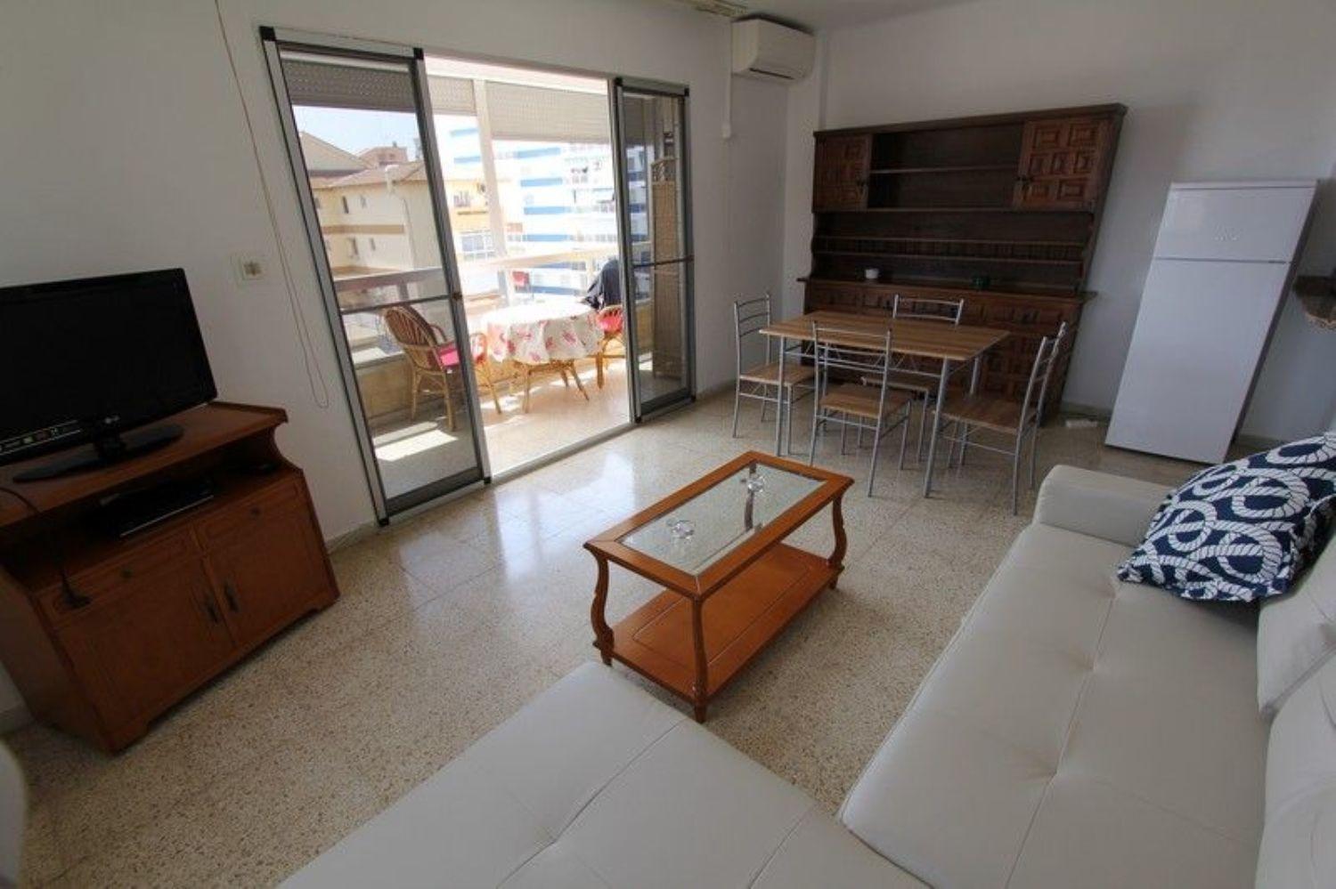 APARTAMENTO DE  CORTA TEMPORADA. 470 € /MES