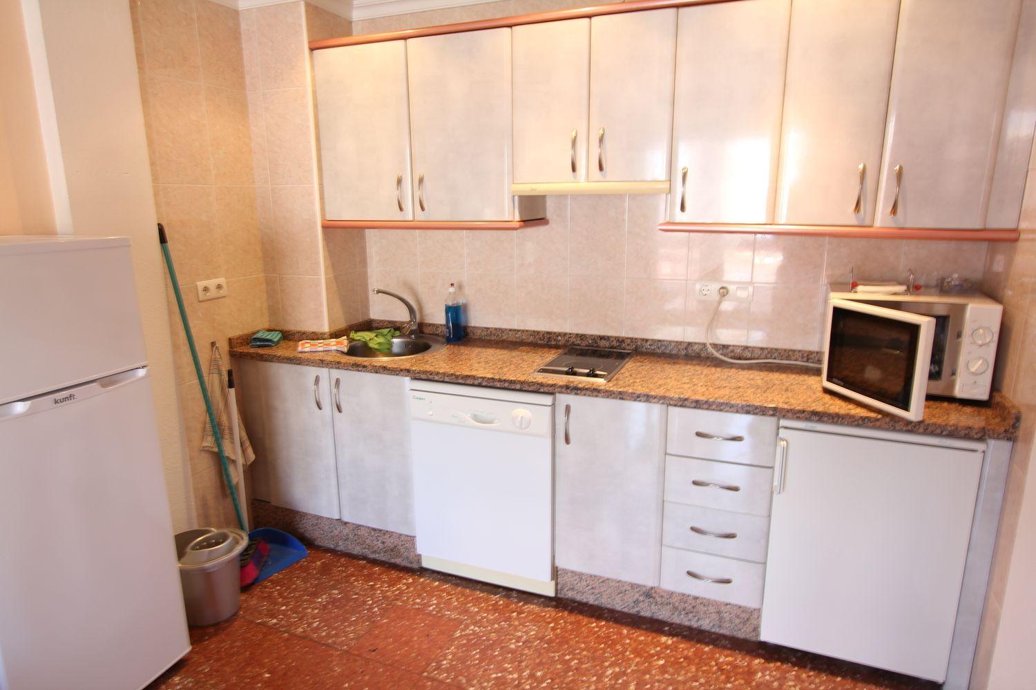 APARTAMENTO DE  CORTA TEMPORADA. 495 € /MES