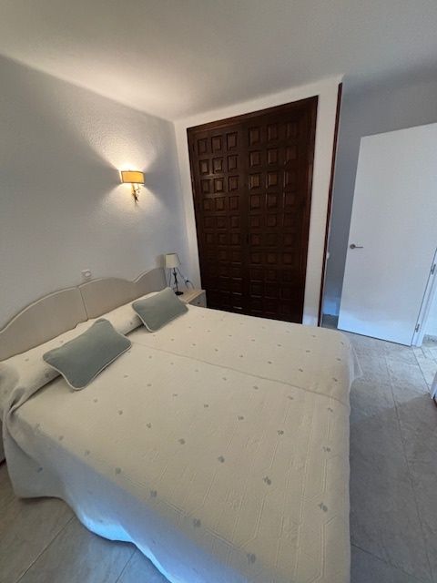 APARTAMENTO DE  CORTA TEMPORADA. 450 € /MES