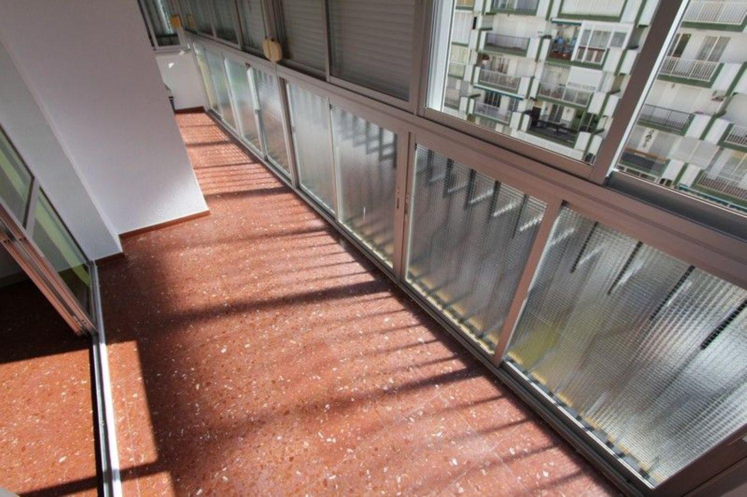 APPARTEMENT COURTE SAISON. 550 € /MOIS