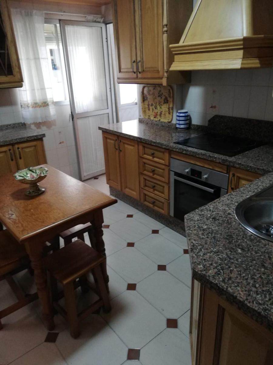 APPARTEMENT COURTE SAISON .650 € / MOIS