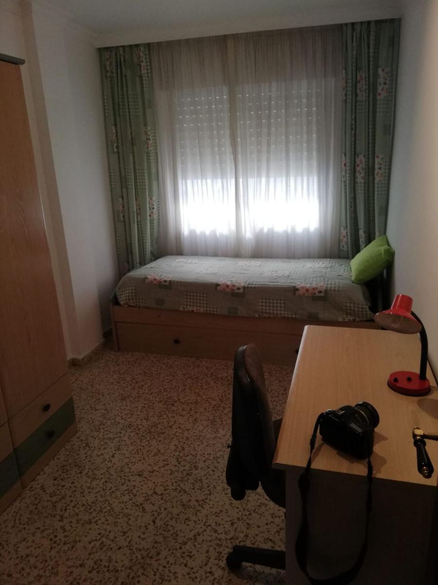 SHORT SEASON APARTMENT €.650 / MONTH