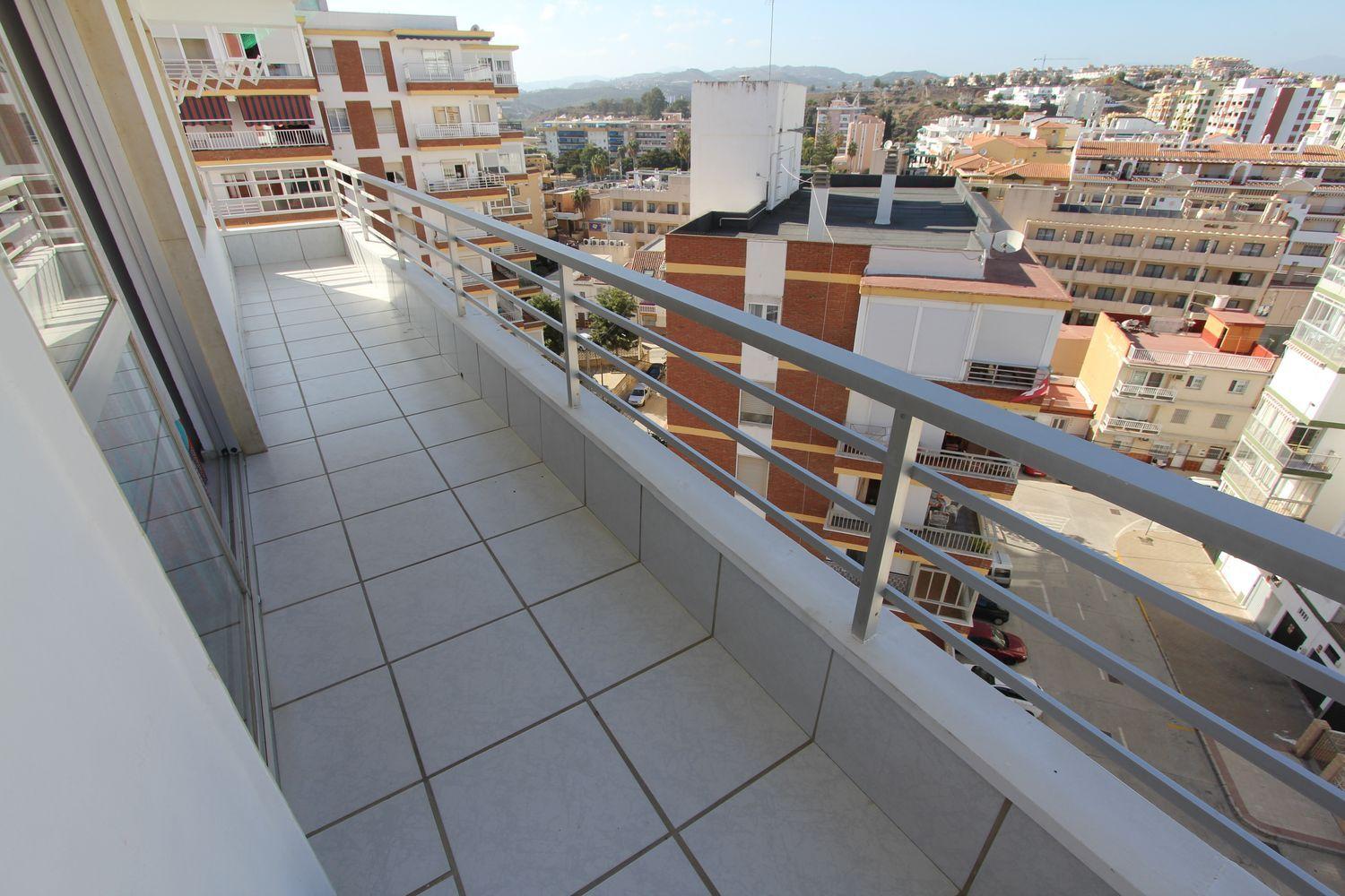 APARTAMENTO DE  CORTA TEMPORADA. 600 € /MES