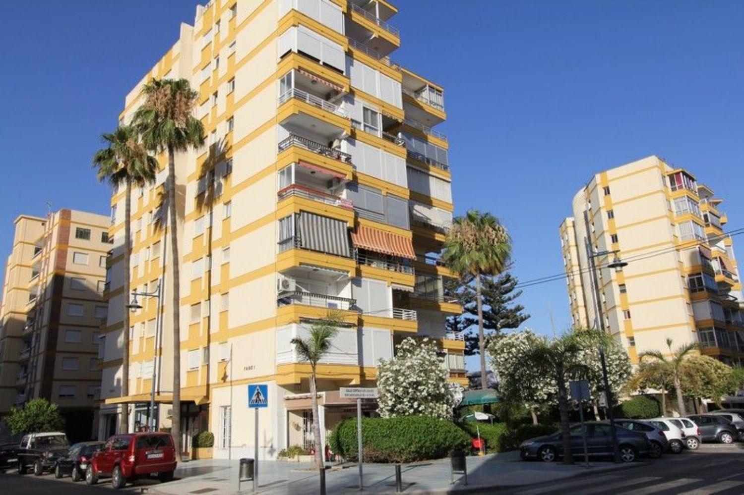 APARTAMENTO DE  CORTA TEMPORADA. 420 € /MES