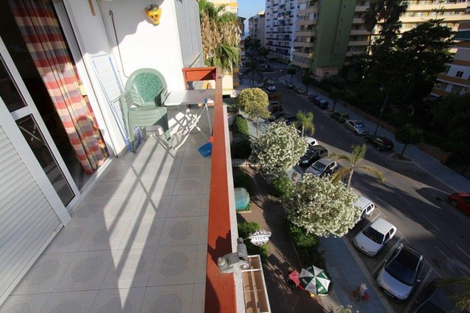 APARTAMENTO DE  CORTA TEMPORADA. 420 € /MES