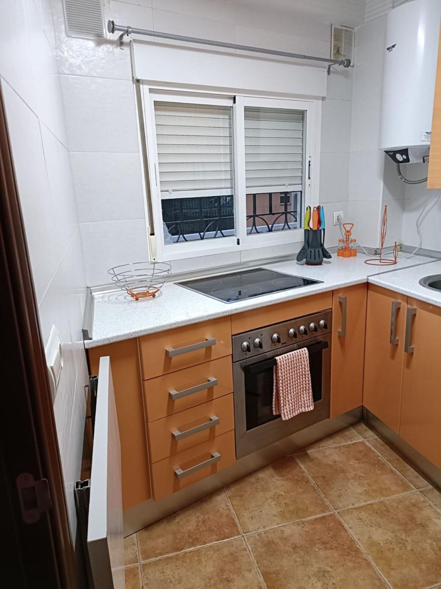 APPARTEMENT COURTE SAISON 600 € / MOIS