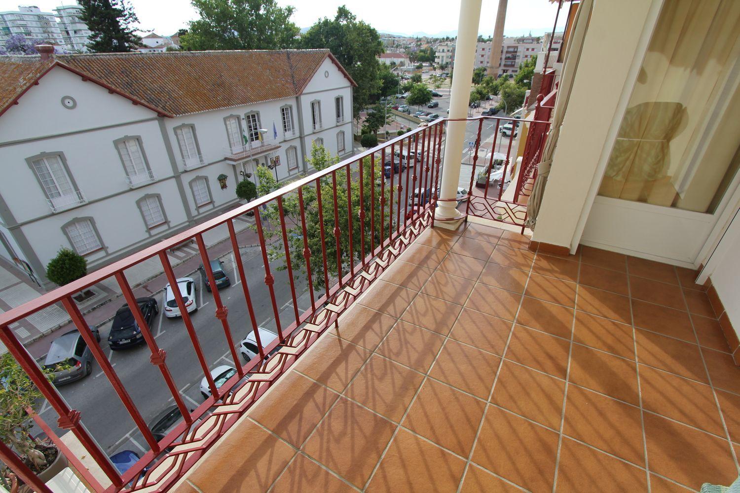 APPARTEMENT COURTE SAISON 600 € / MOIS