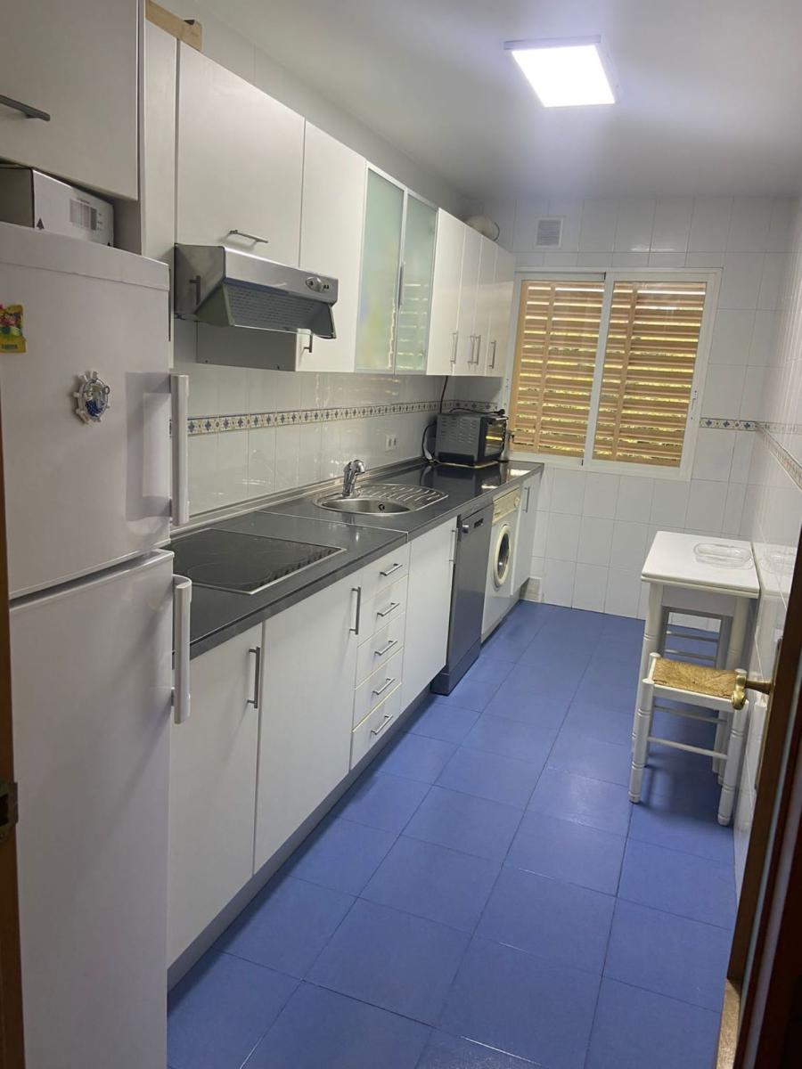 APPARTEMENT COURTE SAISON .550 € / MOIS