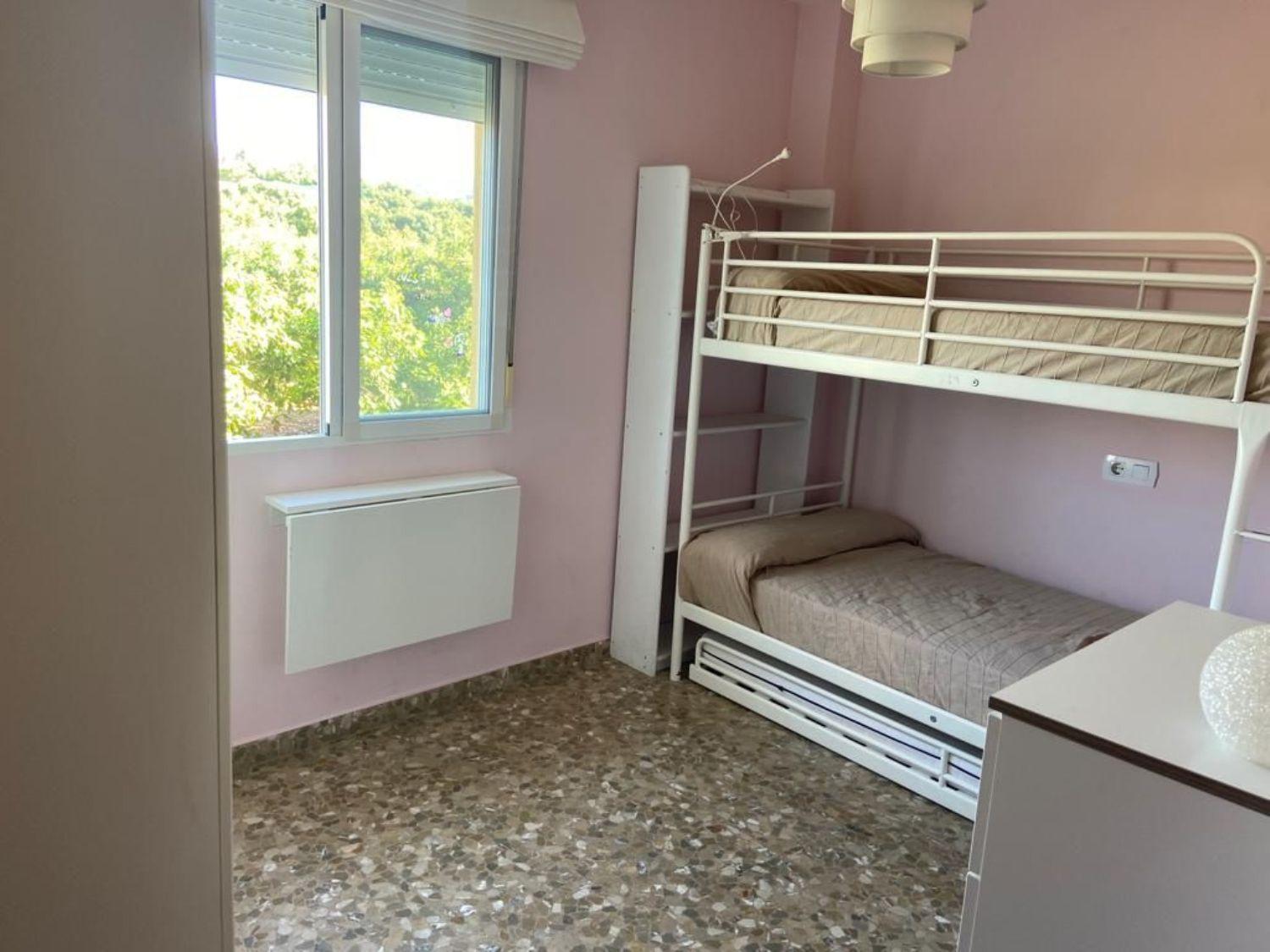 APPARTEMENT COURTE SAISON .550 € / MOIS