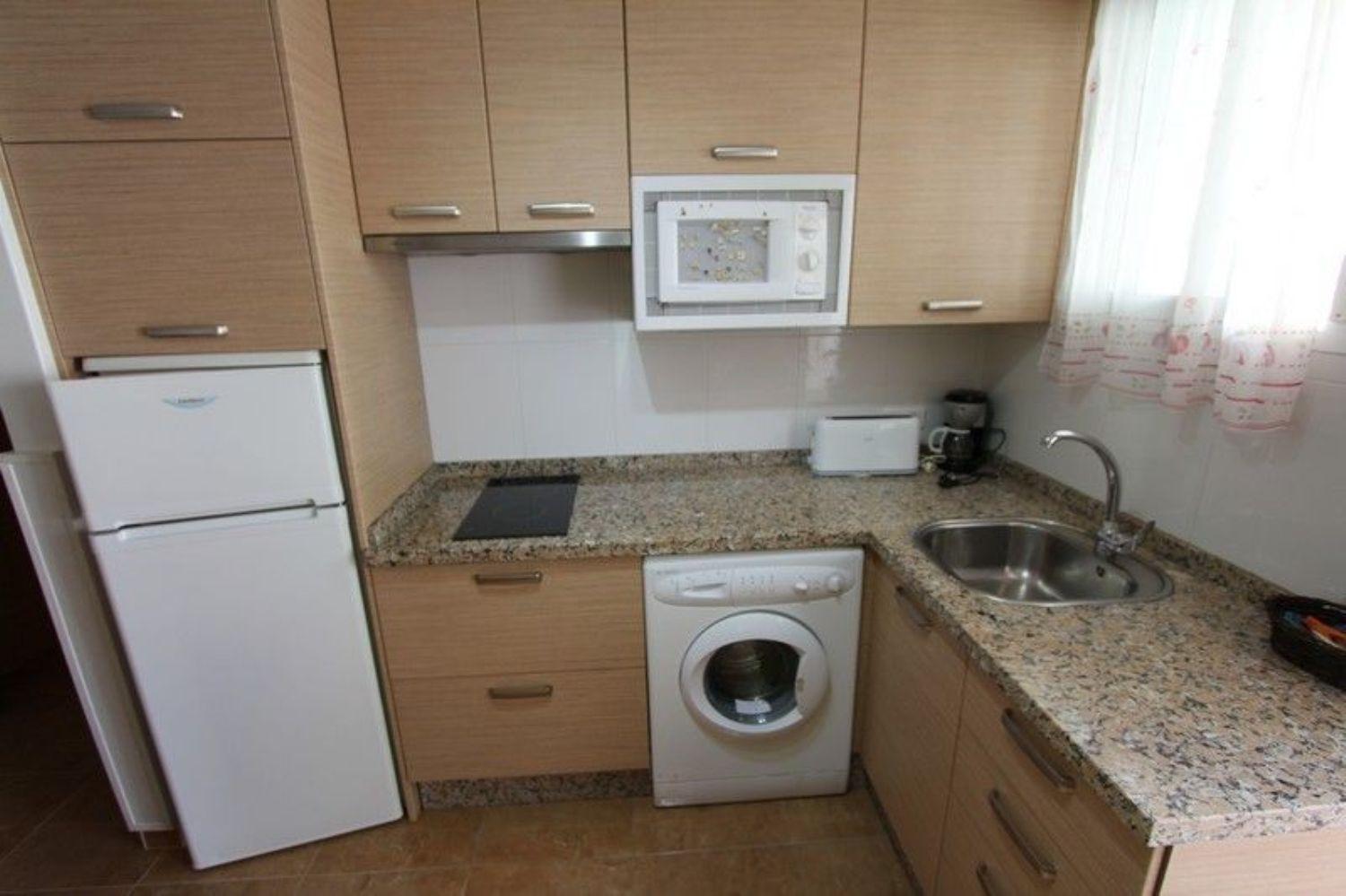 APPARTEMENT COURTE SAISON. 470 € /MOIS