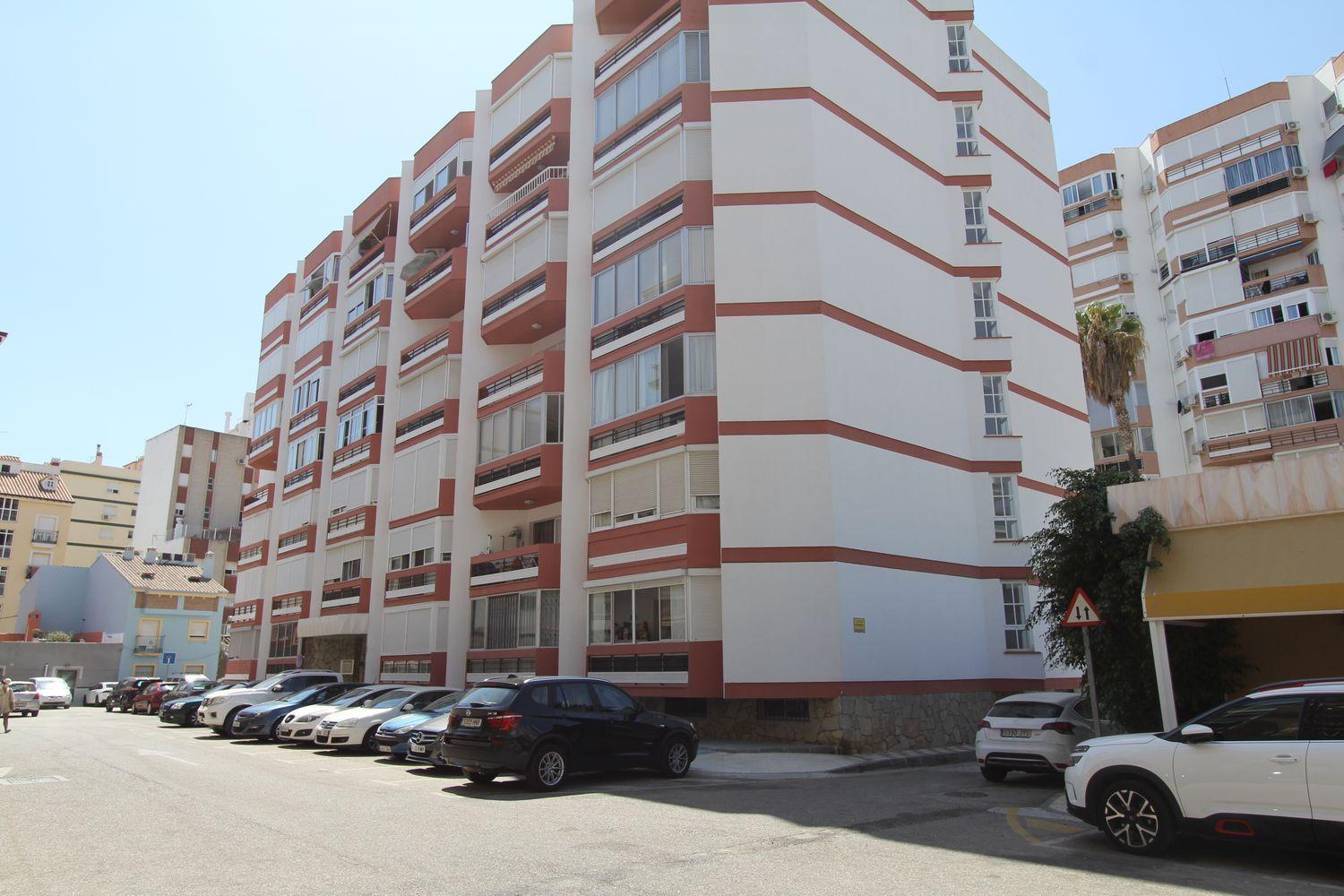 APARTAMENTO DE  CORTA TEMPORADA. 495 € /MES