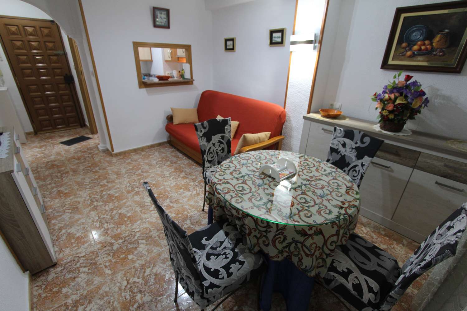 APARTAMENTO DE  CORTA TEMPORADA. 550 € /MES