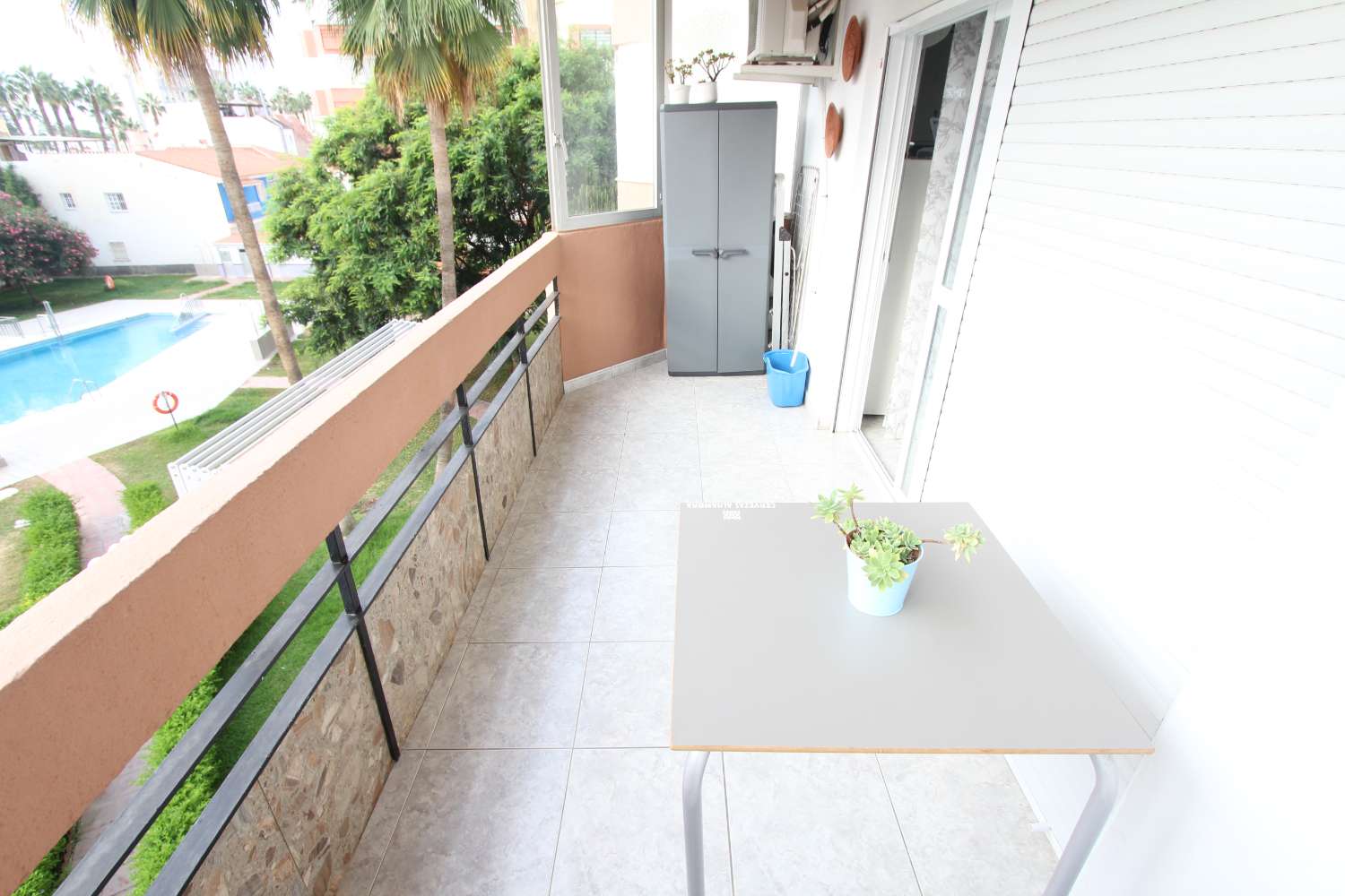 APPARTEMENT COURTE SAISON. 500 € /MOIS