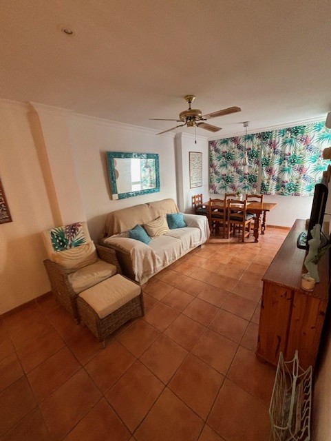 APARTAMENTO DE  CORTA TEMPORADA. 550 € /MES