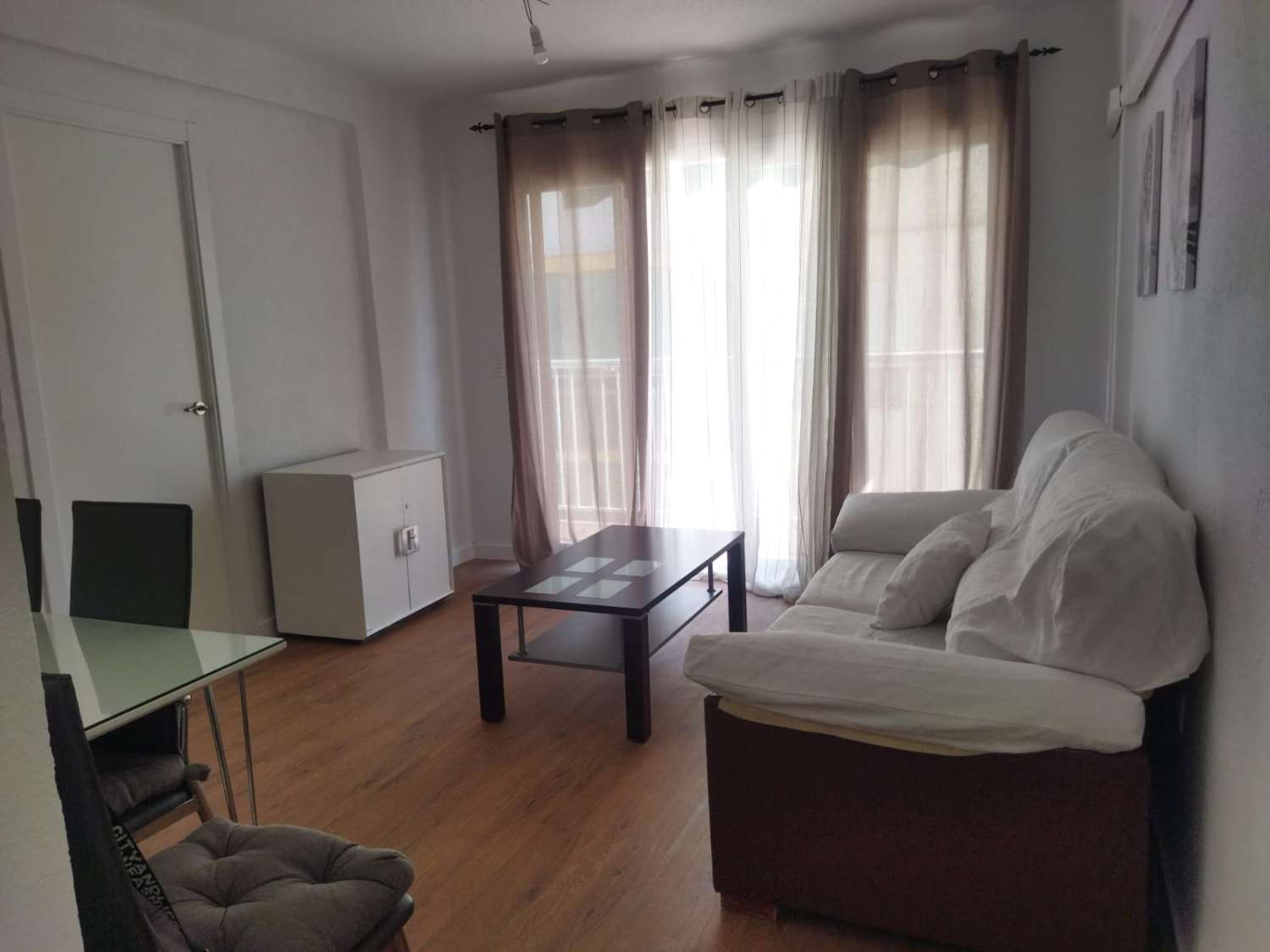 APARTAMENTO DE  CORTA TEMPORADA.PRECIO 490 € /MES