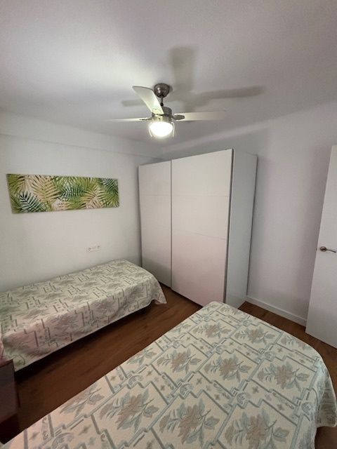 APARTAMENTO DE  CORTA TEMPORADA.PRECIO 490 € /MES