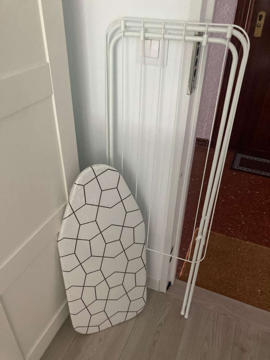 ESTUDIO CON 1 DORMITORIO  DE  CORTA TEMPORADA. 460 € /MES