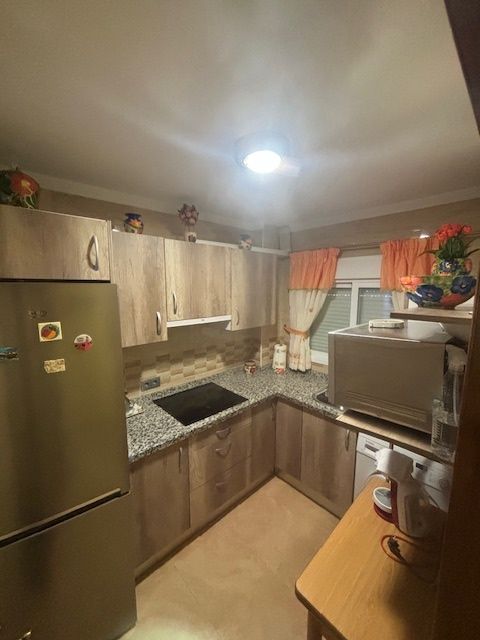 APARTAMENTO DE  CORTA TEMPORADA. 550 € /MES