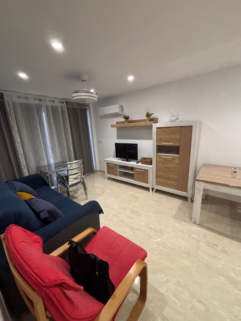 APARTAMENTO DE  CORTA TEMPORADA. 660€ /MES