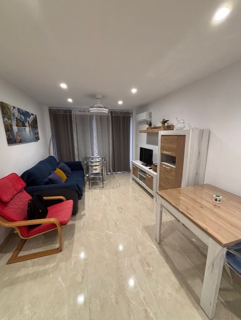 APARTAMENTO DE  CORTA TEMPORADA. 660€ /MES